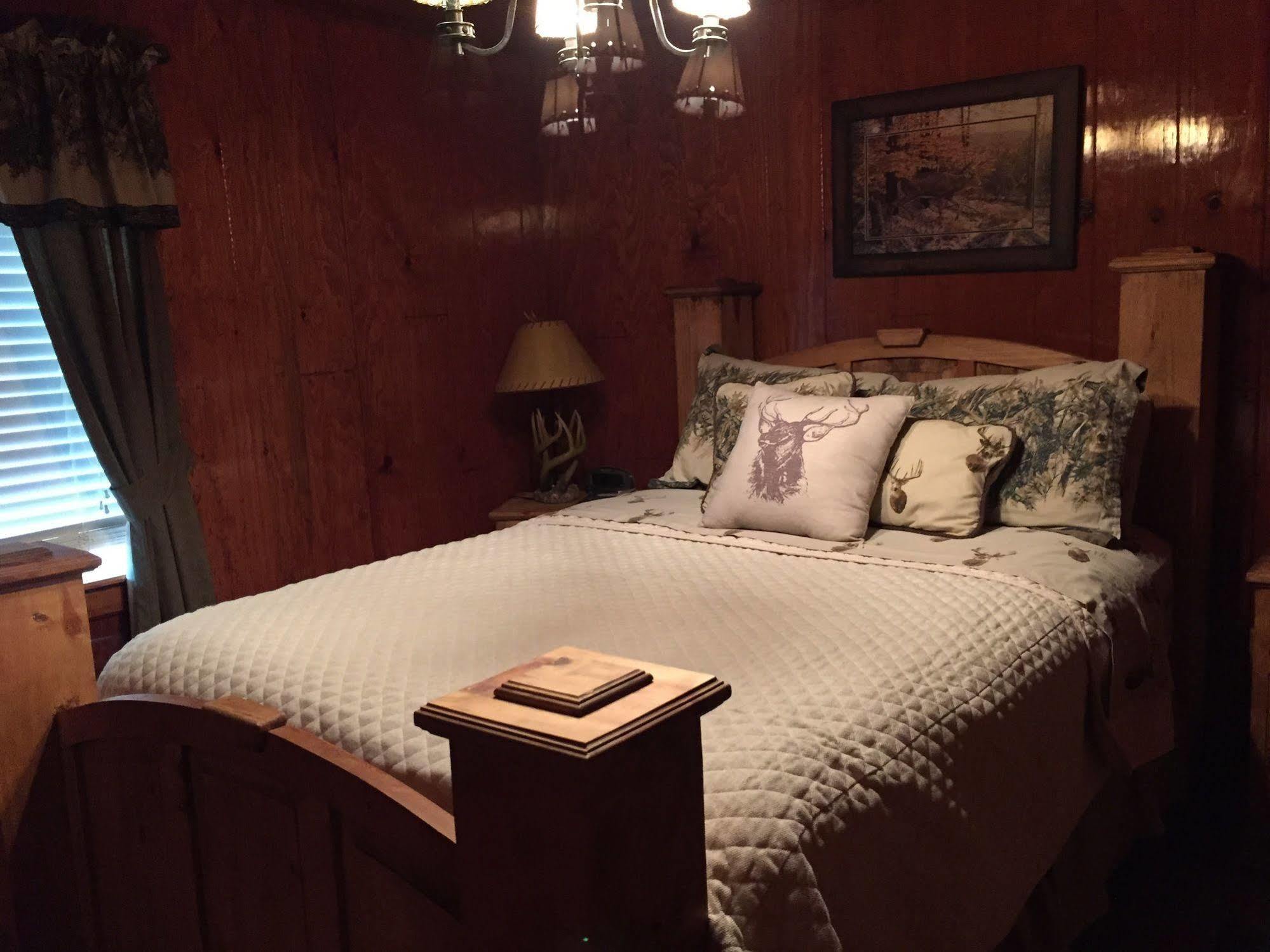 Whip Or Wheel Cabins Holdenville 외부 사진